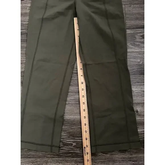 Lululemon Gather And Crow Crop Size 4 Green - Picture 2 of 8